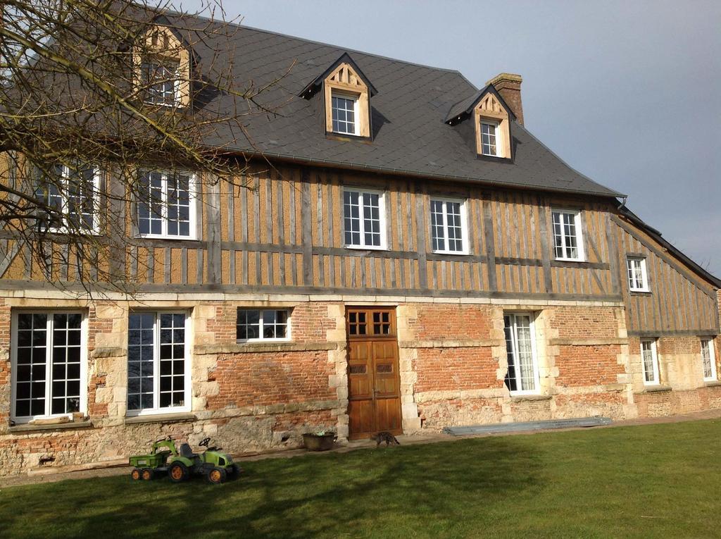 Le Saint Aubin- Maison D Hotes Dans Ce Monastere Du 16 Siecle Amfreville-la-Campagne ภายนอก รูปภาพ