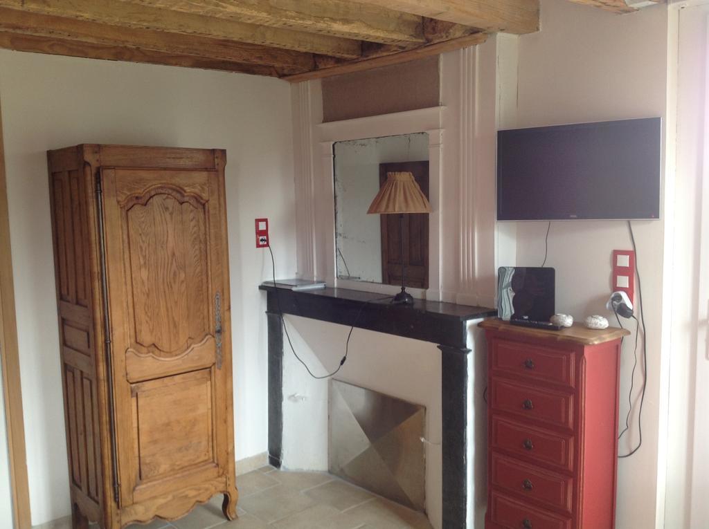 Le Saint Aubin- Maison D Hotes Dans Ce Monastere Du 16 Siecle Amfreville-la-Campagne ภายนอก รูปภาพ